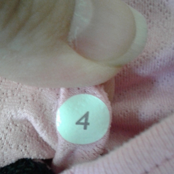 Lululemon no limits tank with sports bra. - Picture 4 of 6